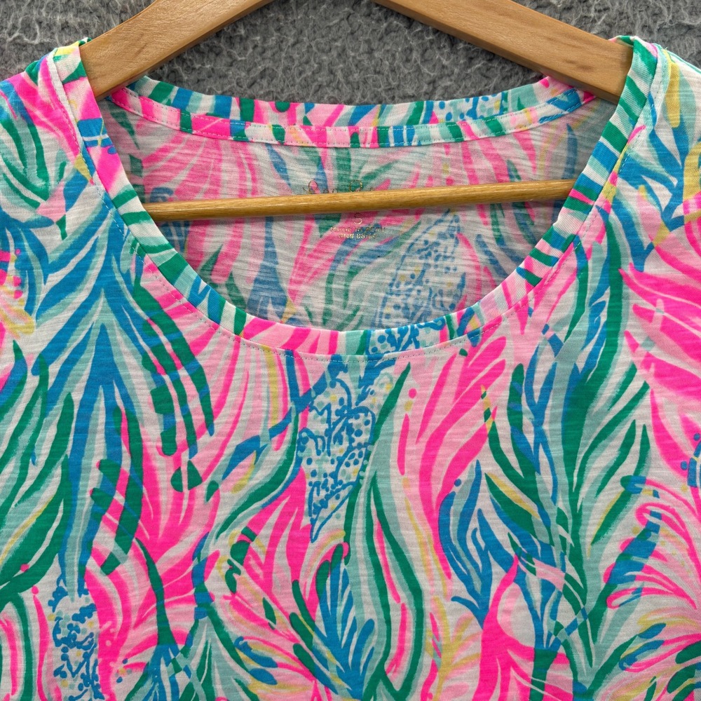 Lilly Pulitzer T-Shirt Women Small Pink Blue Green Tropical Slub Cotton Etta Tee